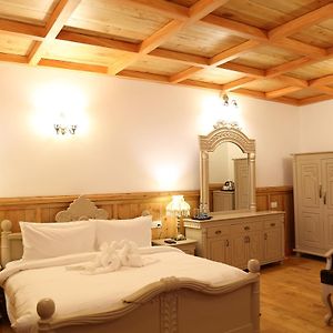 Derby Room